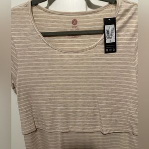 NWT Kindred Bravely Maternity/Nursing Dress. Small